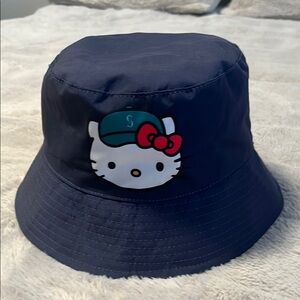 Limited edition hello kitty x seattle mariners bucket ht